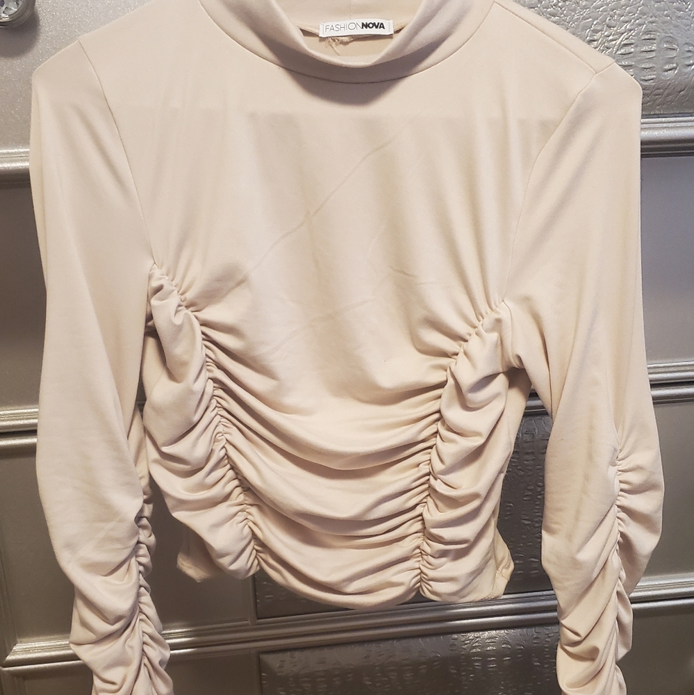 Shirt - Picture 2 of 4